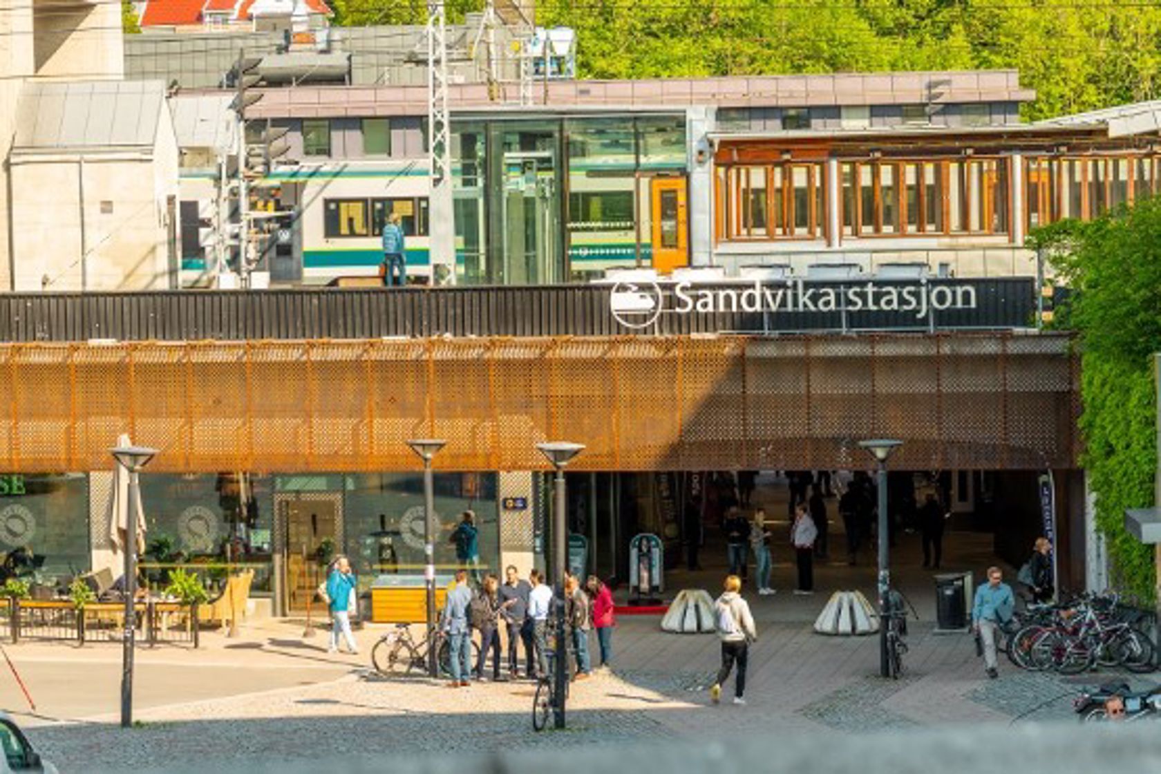 Eksteriørfoto av Sandvika stasjon