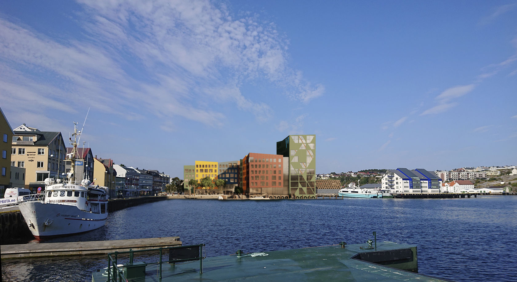 Campus Kristiansund sett fra Klippfiskkjerringa, Piren