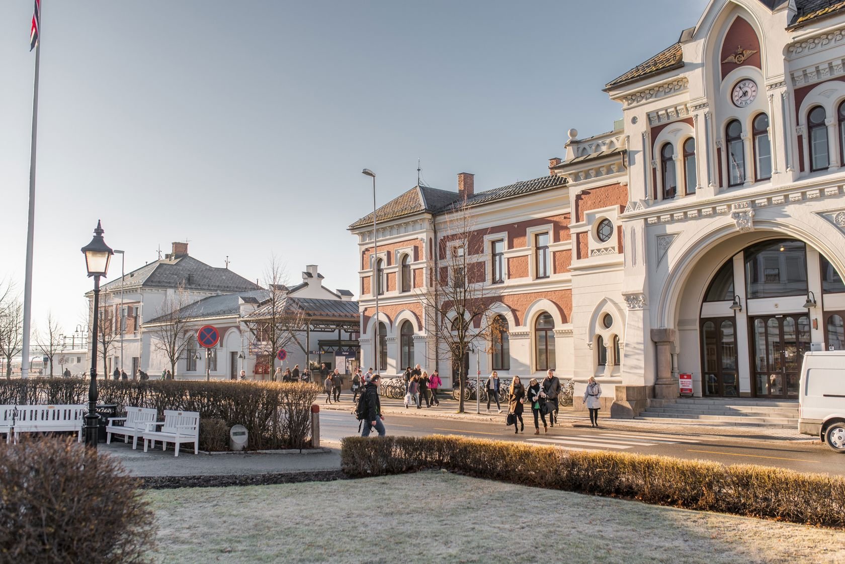 Hamar stasjon forfra